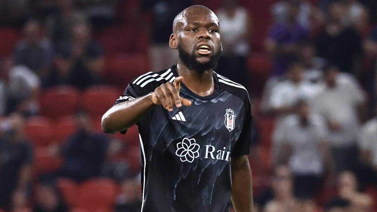 Beşiktaş'ta ayrılık resmen açıklandı!