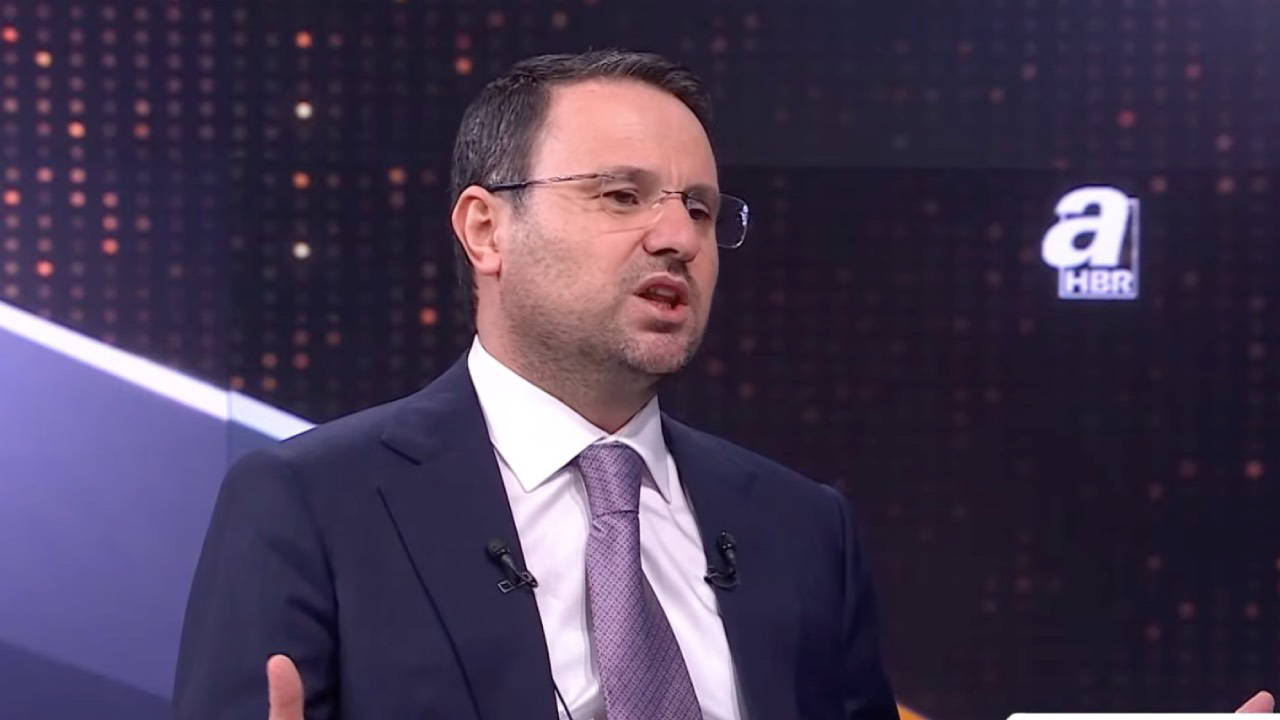 Gürlek ‘talimat verdim’ diyerek duyurdu: Avukat görüşmelerinde bilgi ve mektup paylaşımına düzenleme yolda!