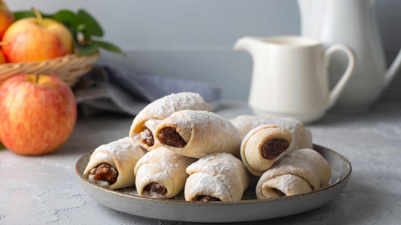 Mis gibi kokusu ile tam kıvamında elmalı turta!