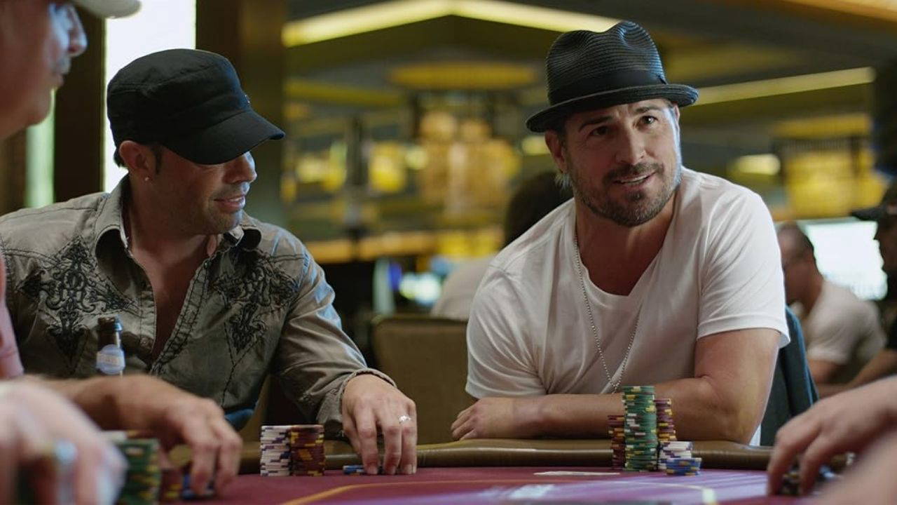 12'den Vurmak filminin konusu ne? 12'den Vurmak filminin oyuncuları kim?