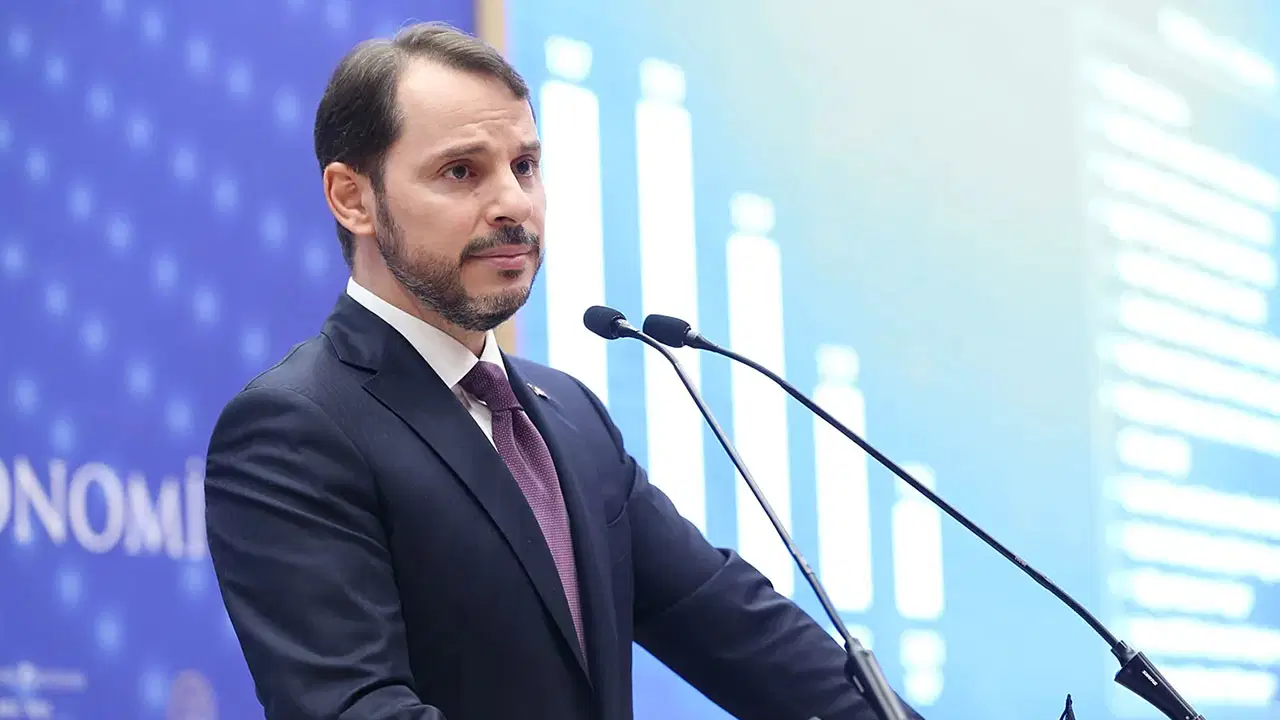 Berat Albayrak'tan 'fon soruşturması' açıklaması: Faik Öztrak ve Ümit Özale'ye dava açacak