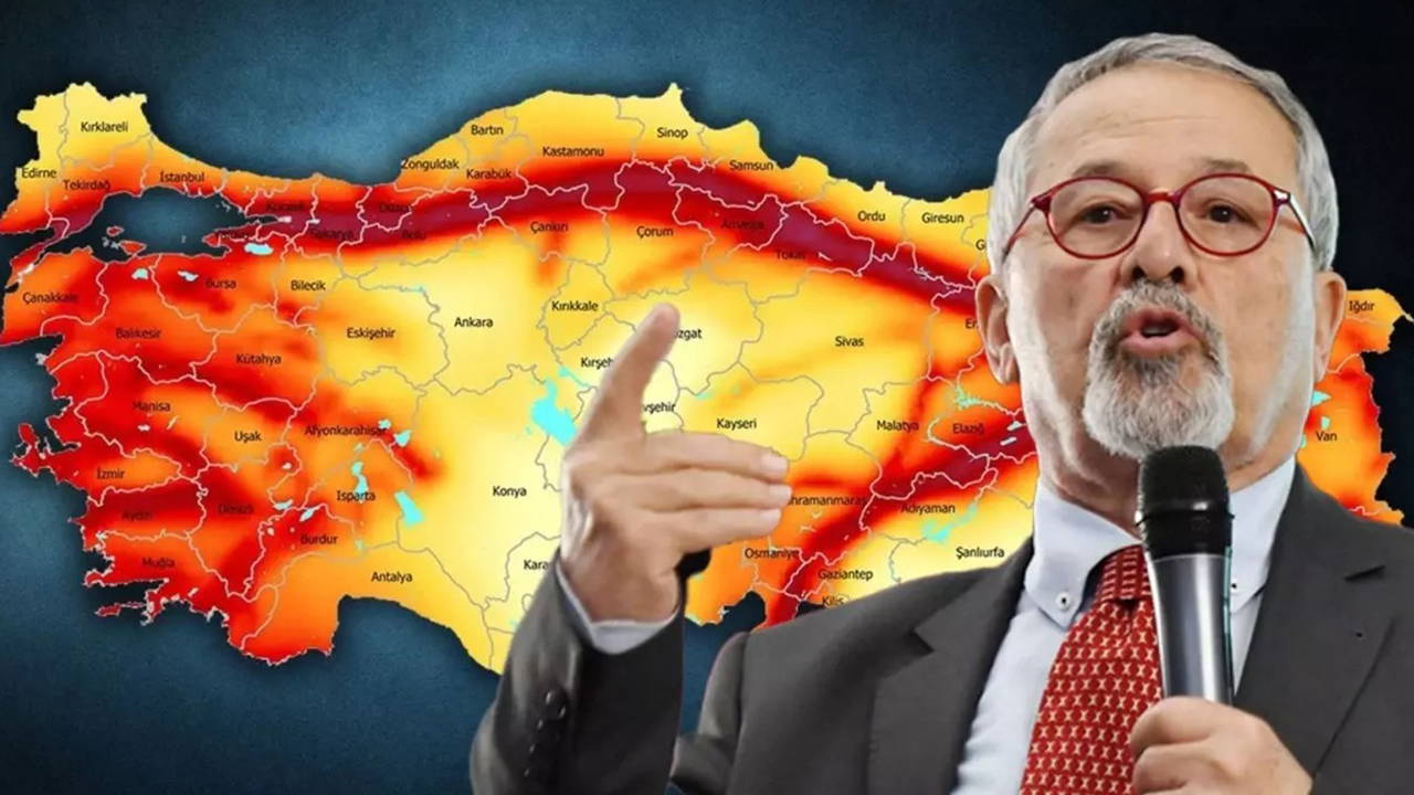 Ege Denizi, Ayvacık'ta korkutan deprem... Naci Görür'den kritik uyarı geldi: 'Bölge geriliyor!'