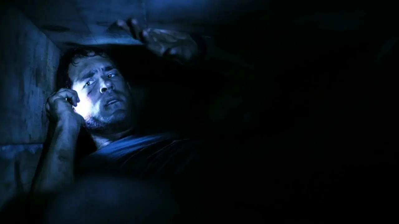 Dev prodüksiyonlara gerek yok: Tek bir mekanda geçmesine rağmen nefes kesen 10 film...