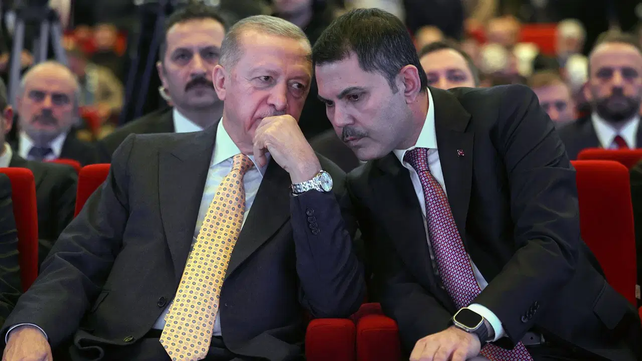 Bakan Kurum’dan itiraf gibi yanıt: ‘Cumhurbaşkanımız başkomutanımızdır ve talimat almak konusunda herhangi rahatsızlığımız yok’