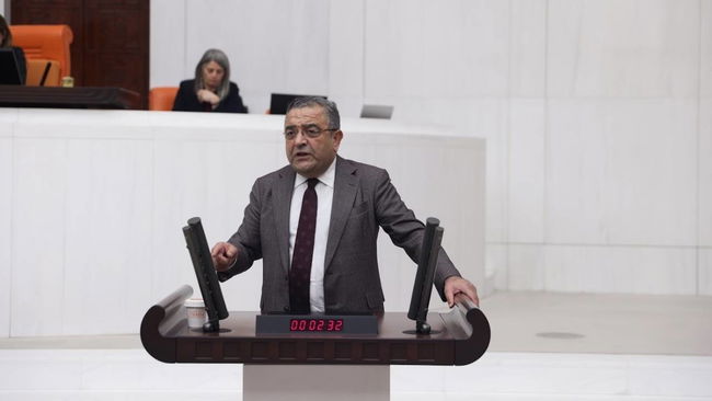 'Bu yanlıştan dönün'