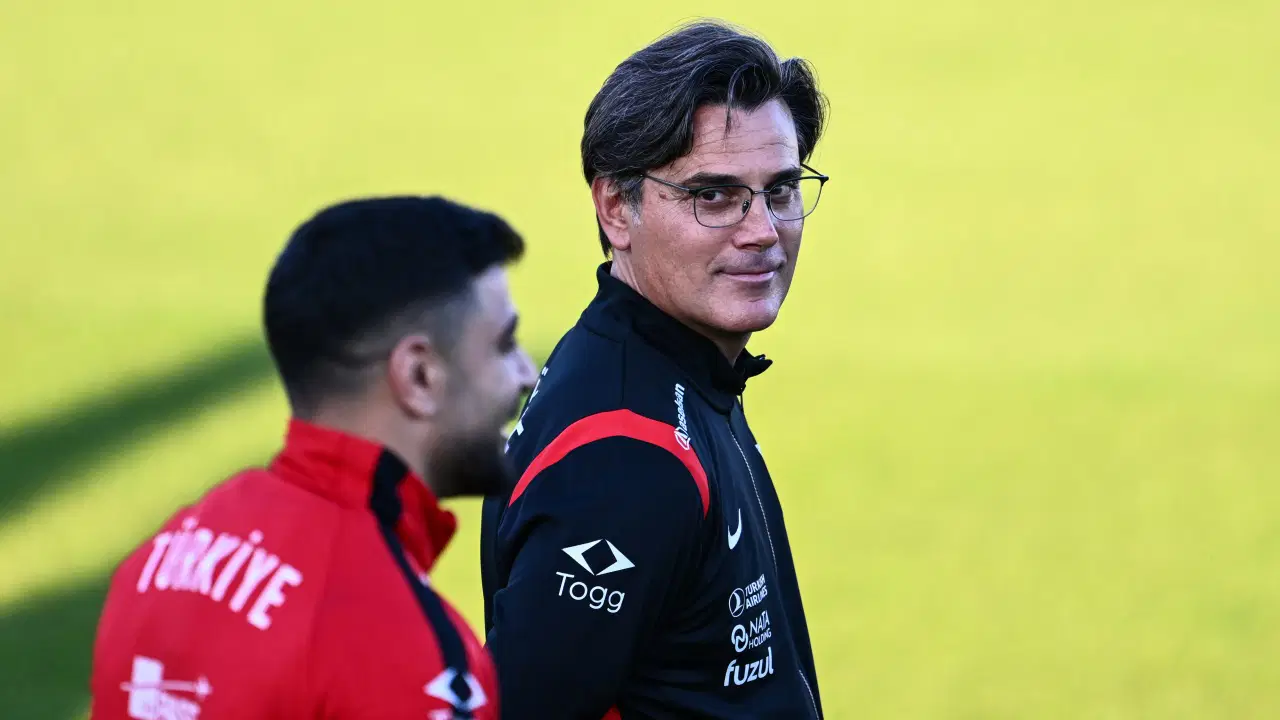 Vincenzo Montella o soruya gülerek yanıt verdi: 'Daha doğrudan sorulabilirdi'