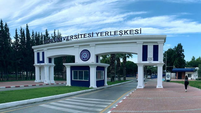 Ege Üniversitesi soruşturmasında 44 gözaltı