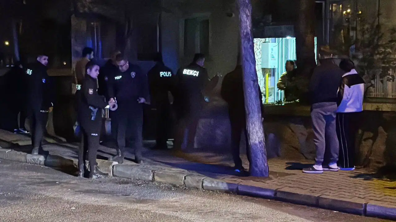 Isparta'da kuzenini tabancayla yaralayıp intihar etti