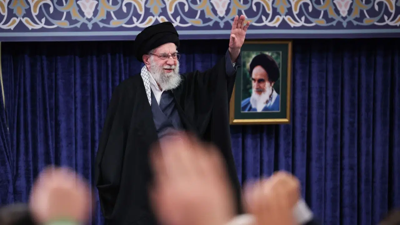 Hamaney'in yerine kim geçecek?