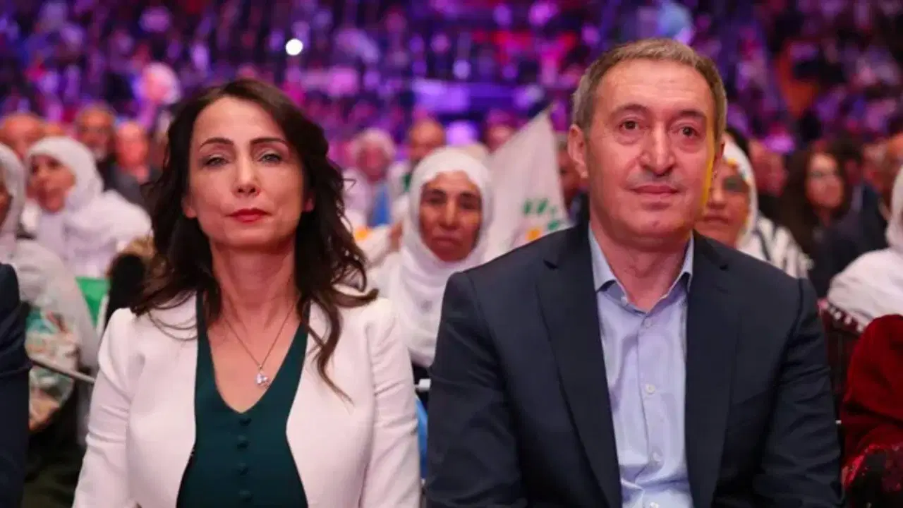 Terör örgütünden temsili silah bırakma: DEM Parti'den ilk açıklama geldi
