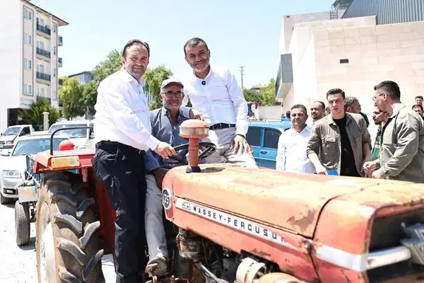 Denizli Büyükşehir’in yem dağıtımında ikinci hafta başladı