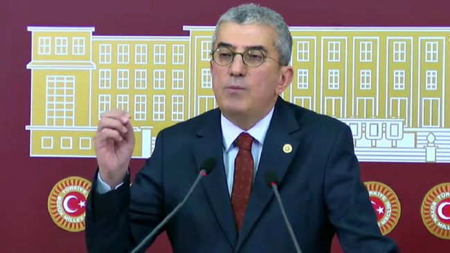 Sözcü ve Yılmaz Özdil'e ağır sözler