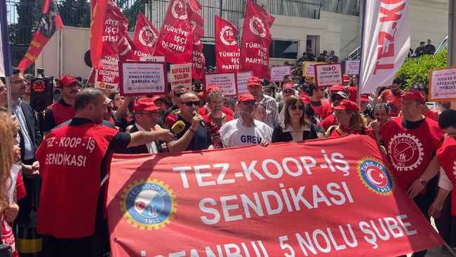Özel İtalyan Lisesi öğretmenlerinin grevi 100. gününde: 