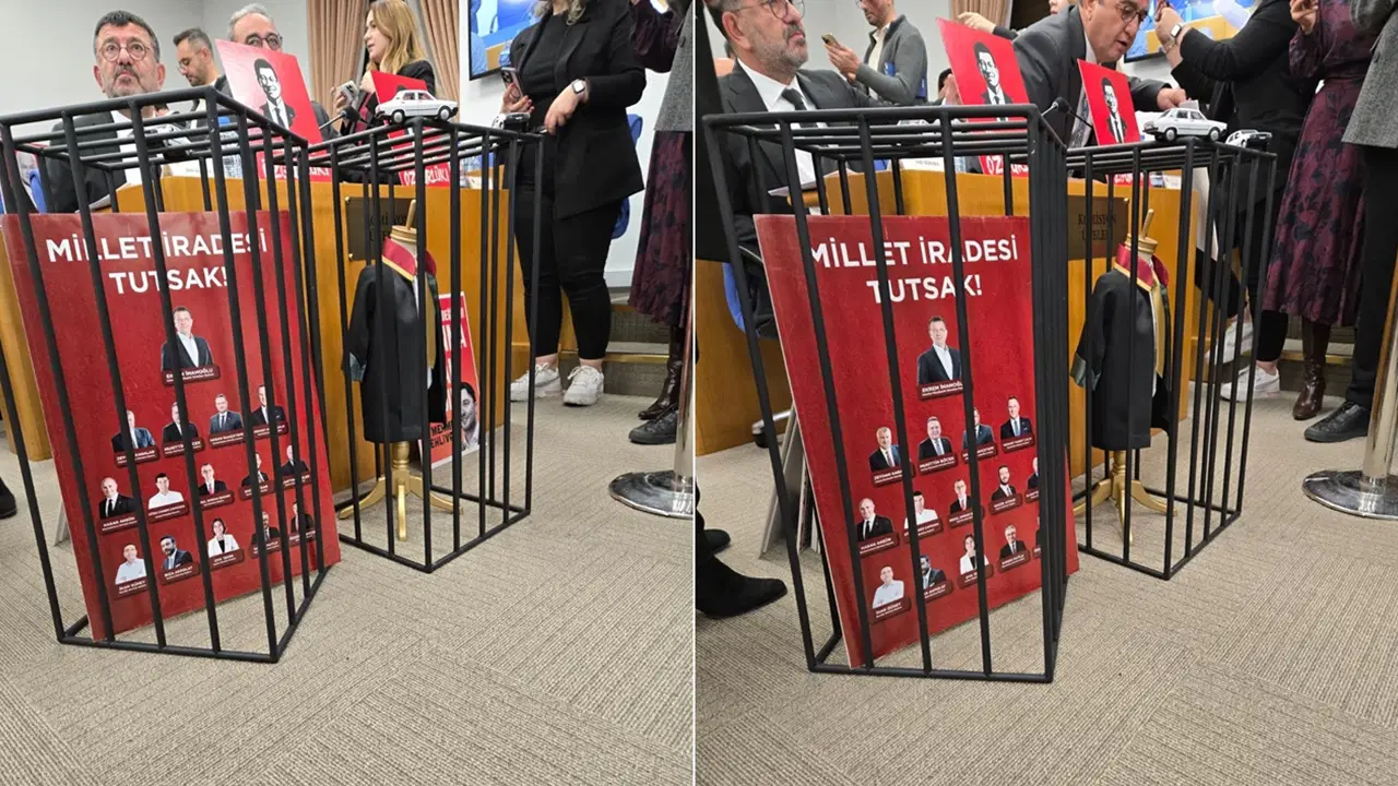 CHP'den bütçe görüşmelerinde 'hücreli' protesto