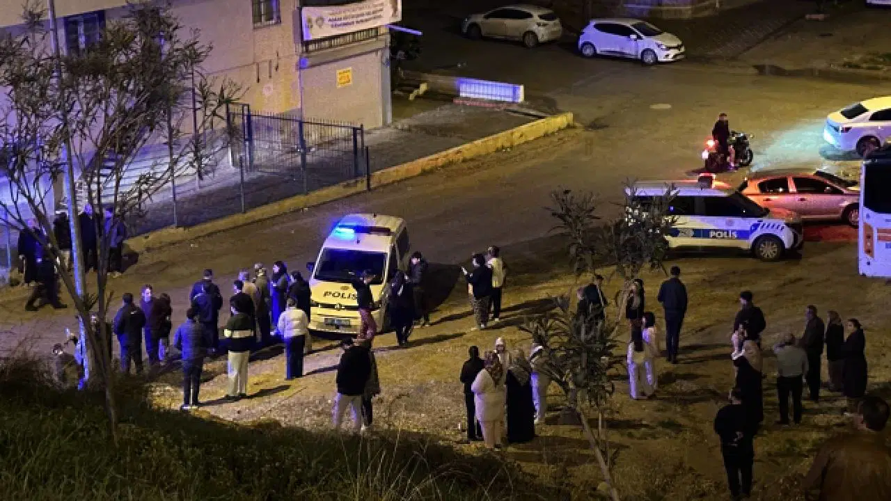 Adana'da acı olay... Anne ile oğlunu kaza ayırdı!