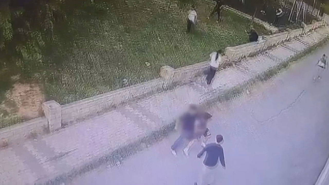 İstanbul'da kan donduran olay... Parkta yakaladıkları çocuğu defalarca bıçaklayarak katlettiler: 2 çocuk tutuklandı!