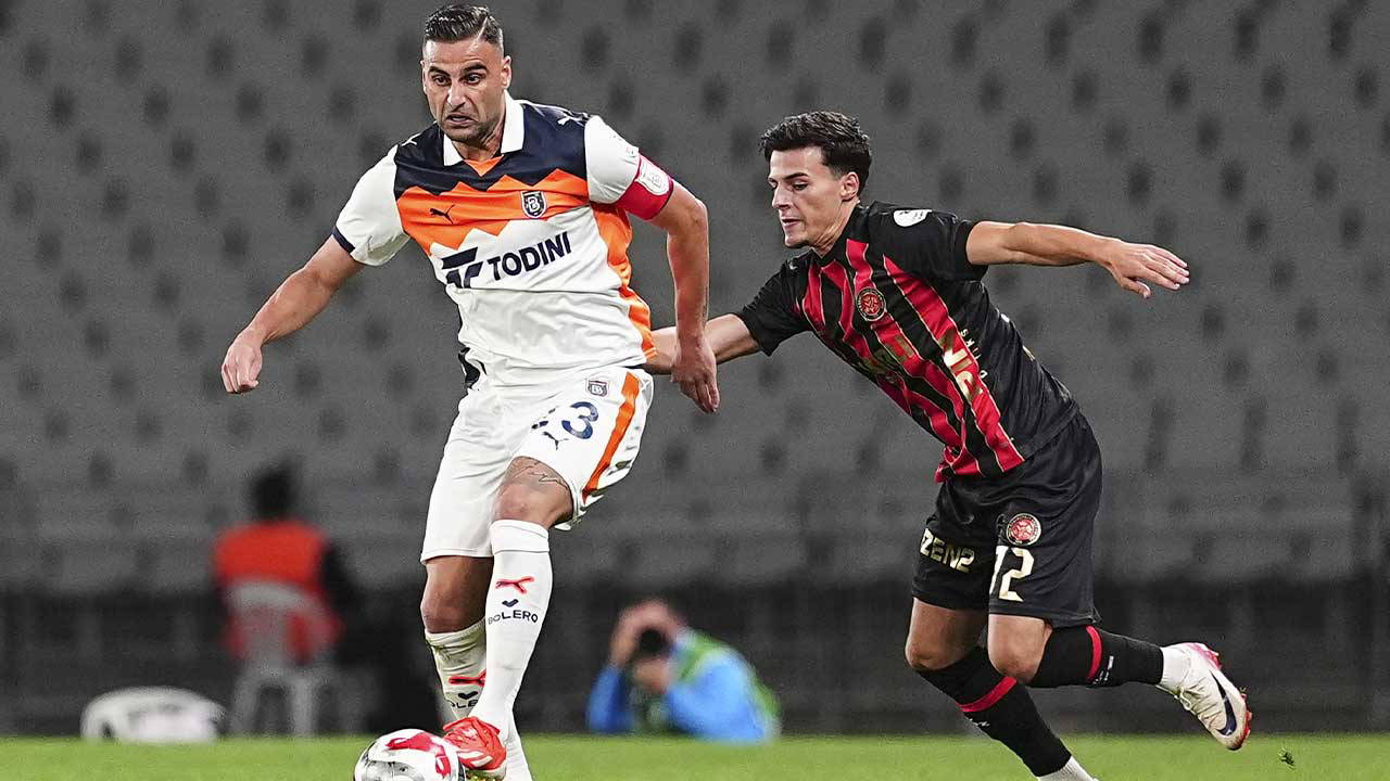 Nuri Şahin, Başakşehir'de galibiyetle başladı!