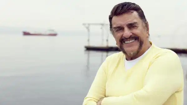 Türk müziğinin usta ismi Alpay son yolculuğuna uğurlanıyor: Cenaze töreni programı belli oldu