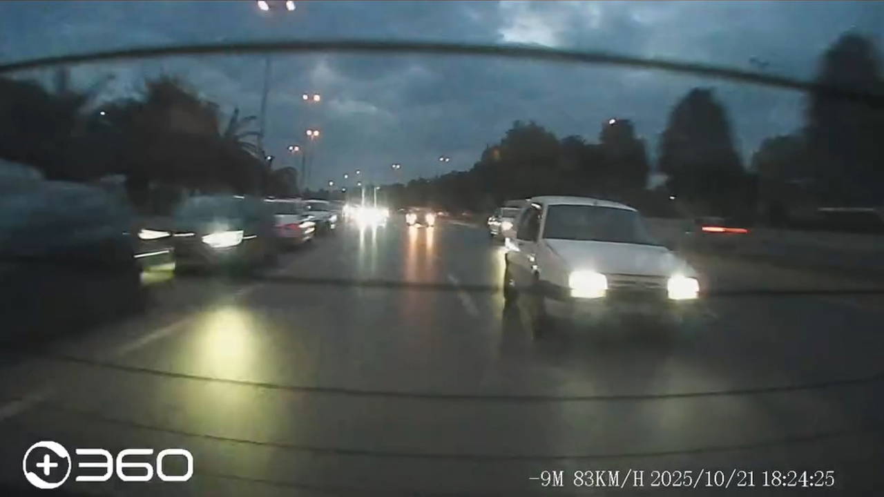 Pendik'te faciadan dönüldü: Makas atan otomobil, takla atarak metrelerce sürüklendi!