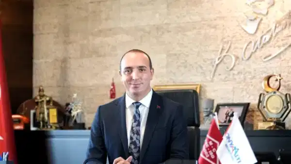 Konyaaltı BelediyeBaşkanı, CHP’den istifa etti
