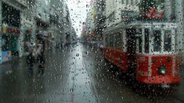 AKOM'dan İstanbul için uyarı: Rüzgarlı ve yağmurlu hava bekleniyor