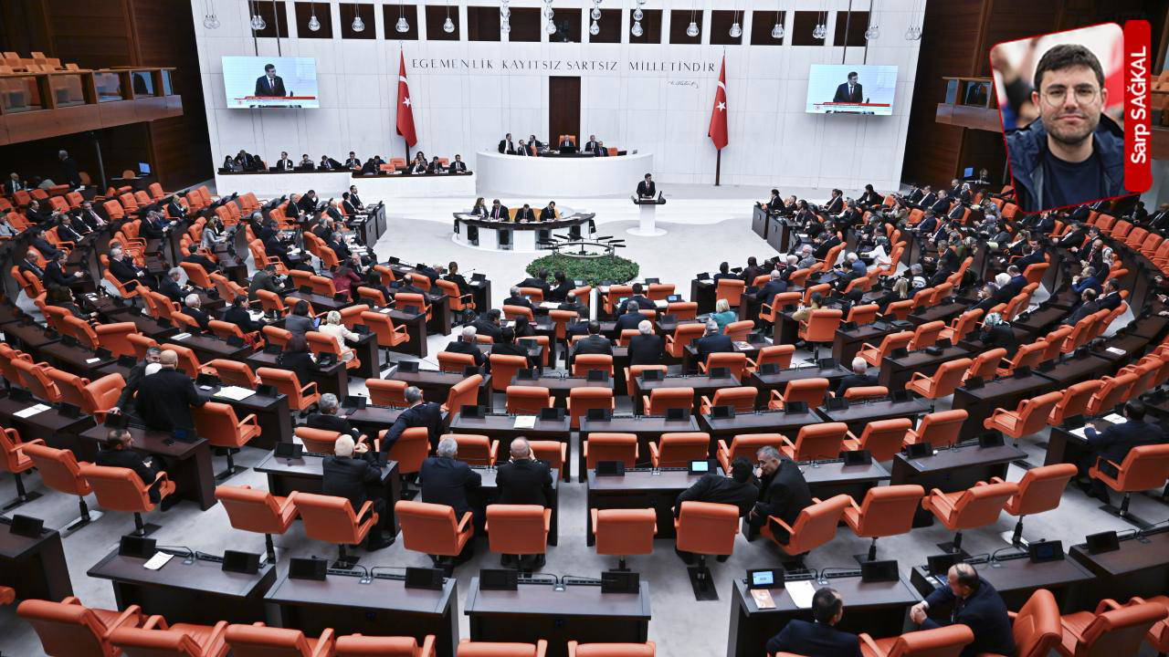‘Eli sopalı düşünce özgürlüğü’
