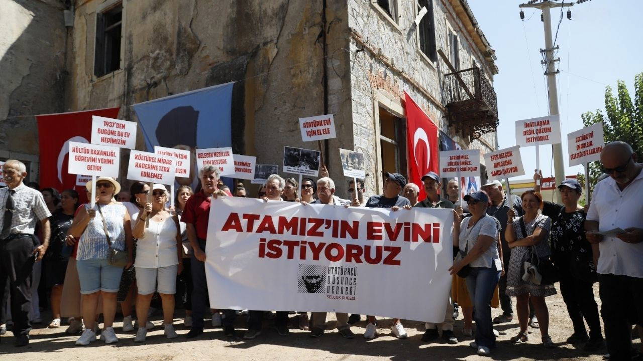 Selçuk’ta Atatürk Evi tepkisi: Yapamıyorsanız bize verin