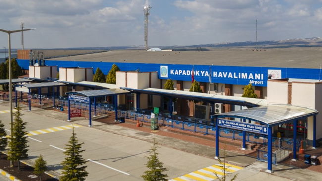 Havaalanında 'silah hırsızlığı' iddiası