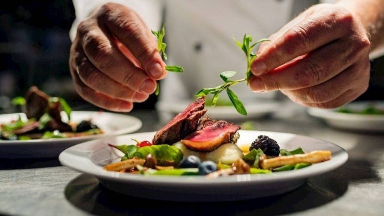 Tatlı, tuzlu, ekşi, acı ve umami: Şeflerin sırrı olan 5. tat nedir?