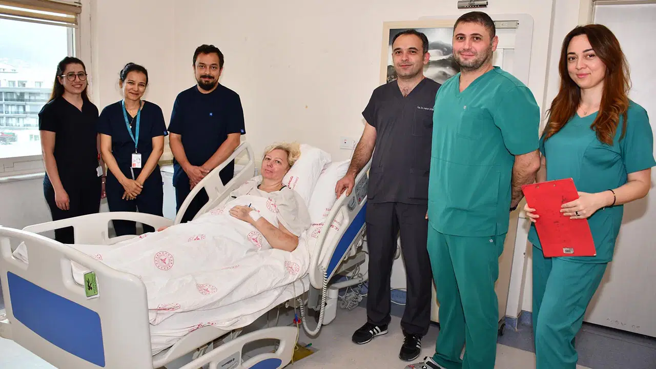 Ameliyattan sonra tam 20 kilogram verdi: Karnından 12 kilolu