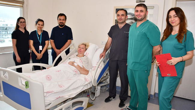 Ameliyattan sonra 20 kilogram verdi: Karnından 12 kiloluk dev kitle çıkarıldı!