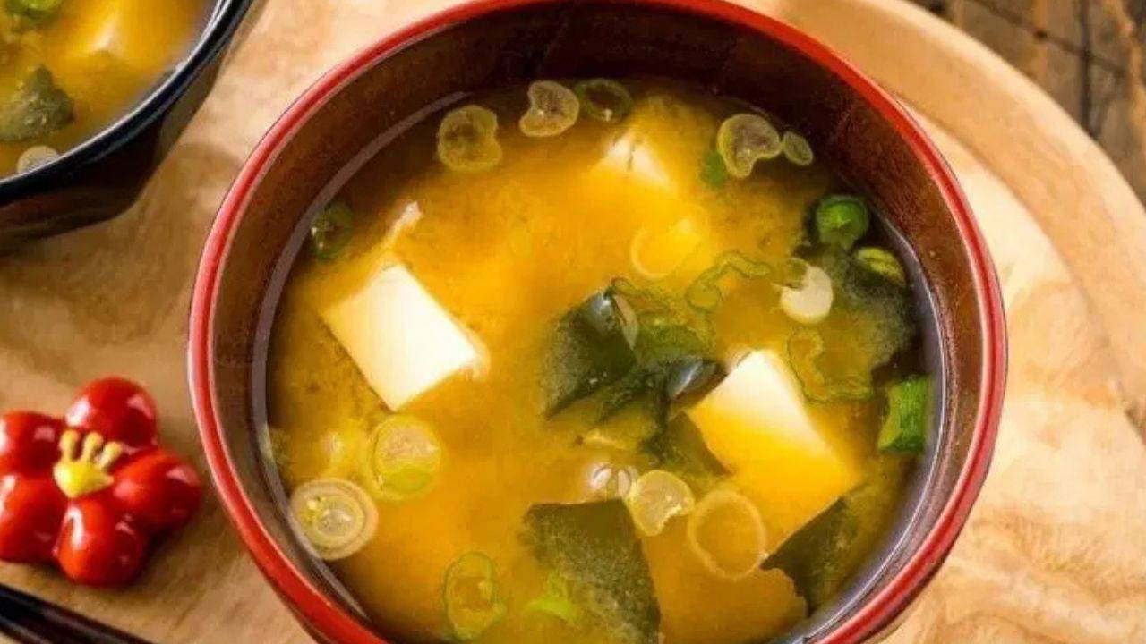 Japon mutfağının şifalı lezzeti: Miso çorbası tarifi