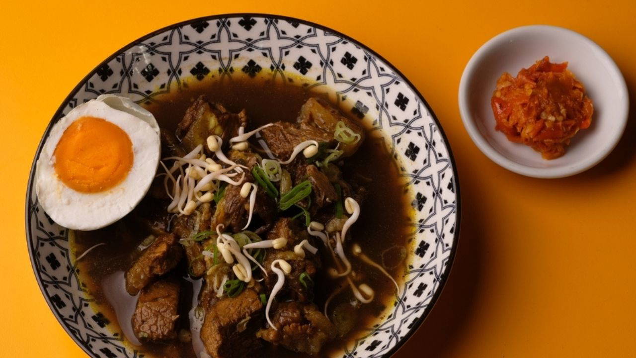 Endonezya mutfağının siyah lezzeti: Rawon