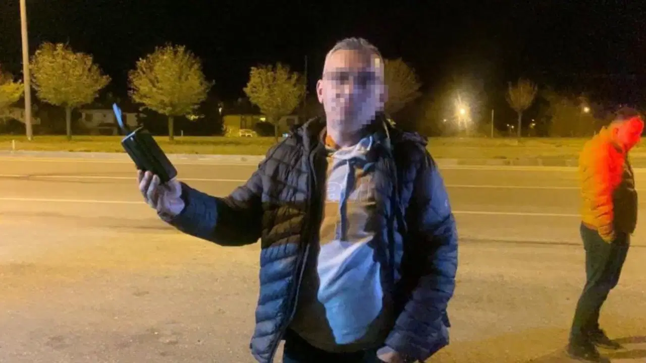 İçkili sürücüden gazetecilere: 'Haberin konusu nedir?'