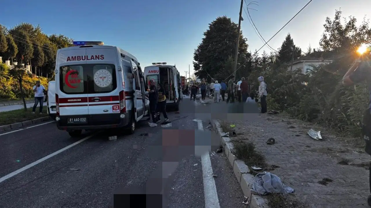 Katliam gibi kaza! 4 kişi öldü, 8 kişi yaralandı