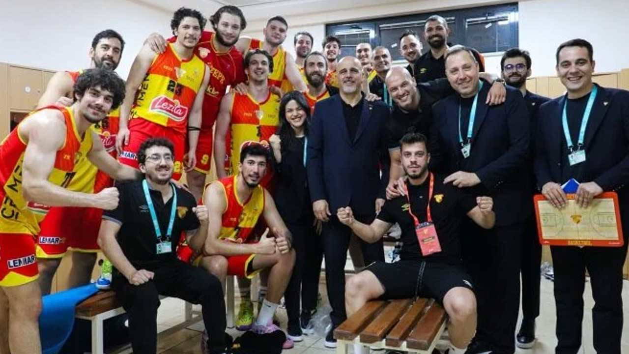 Göztepe potada şampiyonluk için parkede