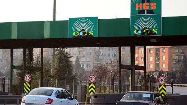 Milyonlarca sürücüyü ilgilendiriyor... HGS kullanıcılarına 'sahte mesaj' uyarısı