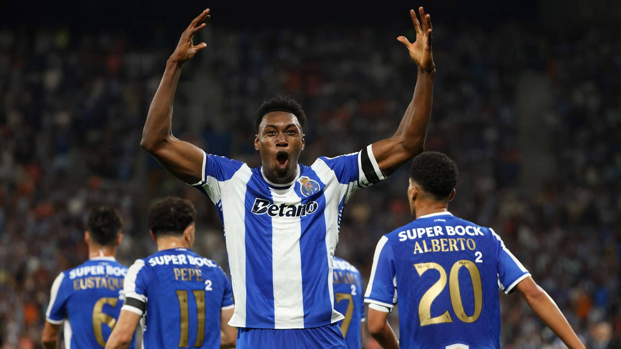 Porto sezona galibiyetle başladı!