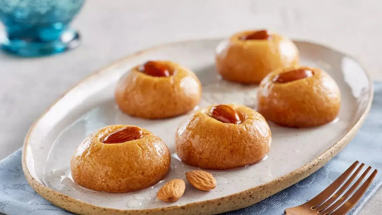 Bakery-quality Şekerpare: A step-by-step recipe for perfect syrup-soaked cookies