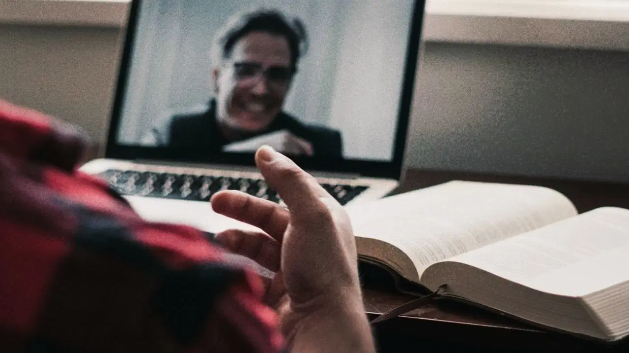 Fransa'da ABD merkezli Zoom ve Teams kullanılması terk ediliyor