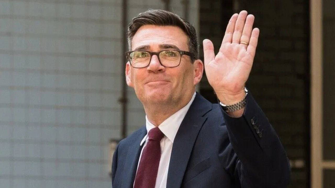 Andy Burnham kimdir? İngiltere Başbakanı Andy Burnham kaç yaşında, nereli?