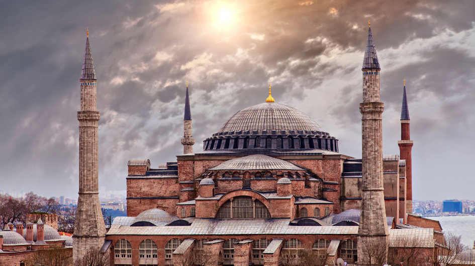 ‘Ayasofya çökebilir!’