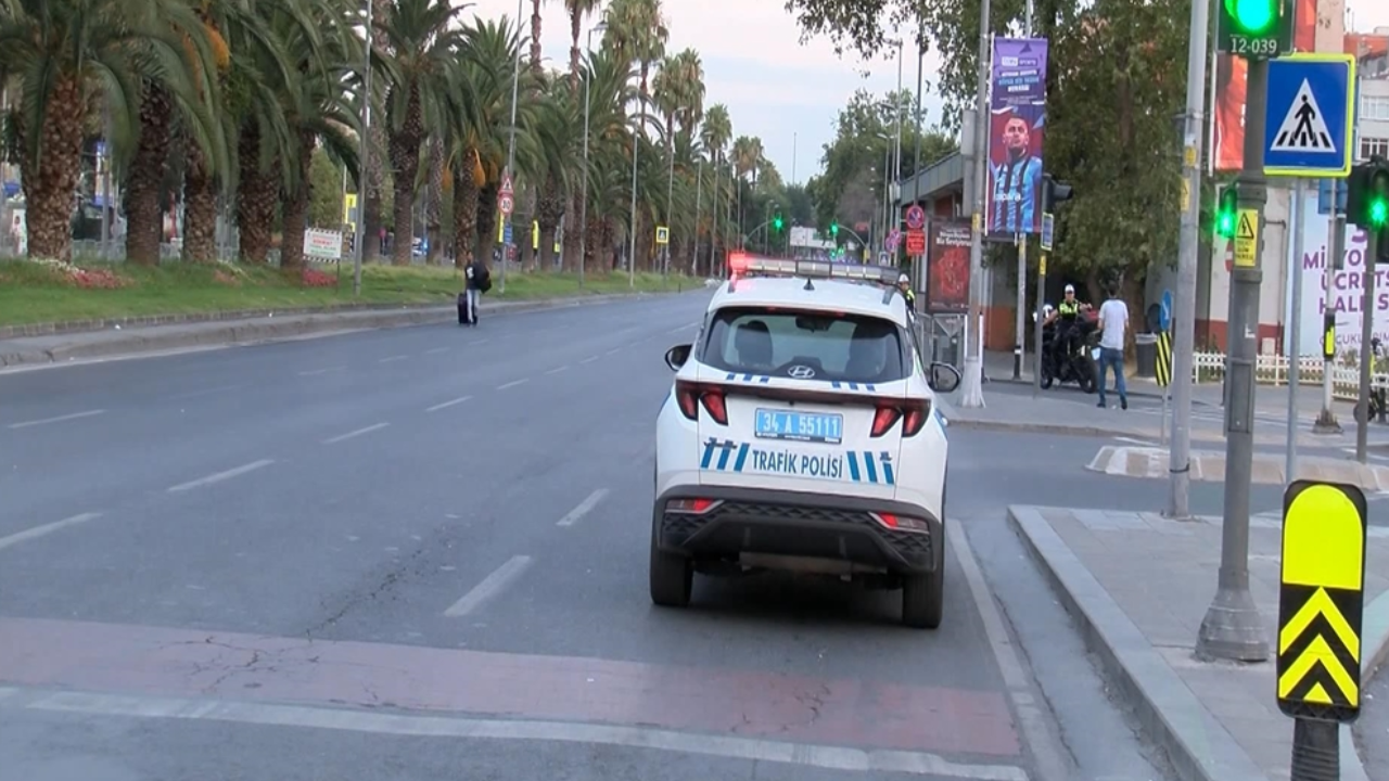 İstanbul'da bazı yollar trafiğe kapatıldı