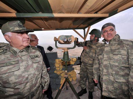 'Demokrasiniz güçlüyse AB ısrarı neden?'