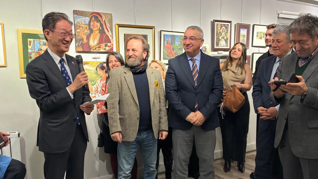 Cumhuriyet Kültür Merkezi’nde Türk-Japon resim sergisi: Japonya’nın Ankara Büyükelçisi Masami Tamura da katıldı