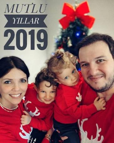 Şahan Gökbakar çocuklarının yüzünü ilk kez gösterdi