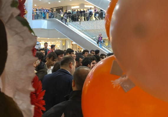 Ankara'da izdiham nedeniyle mağaza açılışı iptal edildi