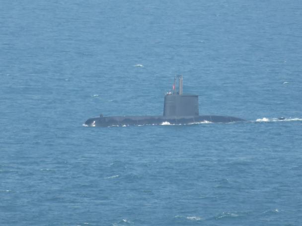 11 savaş gemisi aynı anda İstanbul Boğazı'nda