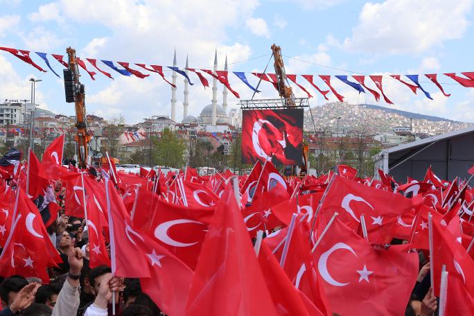 Onbinlerci kişi Maltepe'de buluştu