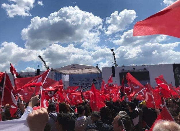 Onbinlerci kişi Maltepe'de buluştu